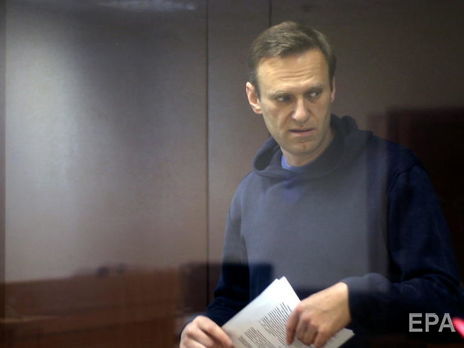Прокурор потребовала приговорить российского оппозиционера Навального к штрафу почти в миллион рублей за клевету на ветерана