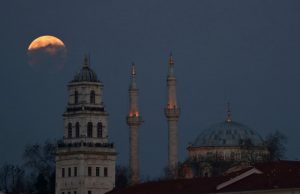 Жизнь в замедленном темпе: эксперт рассказал, как карантин в Стамбуле затрагивает туристов