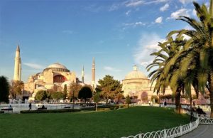 МАУ возобновляет ряд международных рейсов, в том числе из Одессы в Стамбул