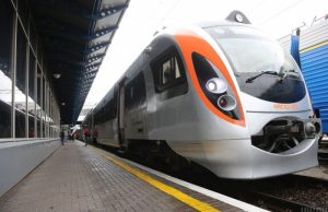 «Укрзализныця» возобновляет продажу билетов в Ивано-Франковскую область