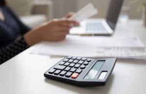 Как пенсионеру получить льготу на оплату капитального ремонта?