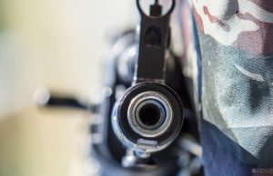 На Химмаше неизвестный открыл стрельбу с балкона: есть пострадавшие, в том числе ребенок