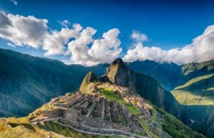 Мачу-Пикчу, жди!: Кабмин утвердил соглашение о безвизе с Перу