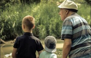 Кто из родителей-пенсионеров имеет право на повышенную пенсию?