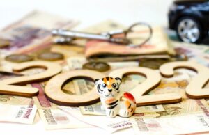 Загнанный бык, выжидающий тигр. Как РФ пережила 2021 год, чего ждать в 2022