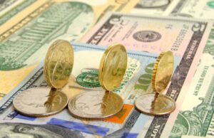 Что весной будет с рублем, евро и долларом? Валютный прогноз