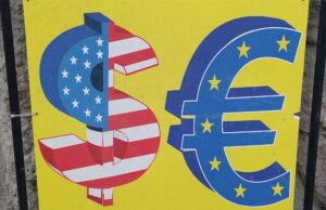 Чем объясняется такой низкий курс доллара и евро?