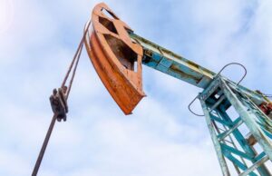 Добыча нефти в России снизится после трех месяцев роста. Это критично?