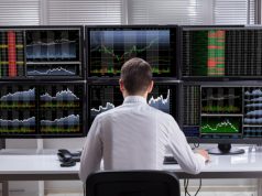 Финансовые акулята. В России могут допустить до биржевых торгов подростков