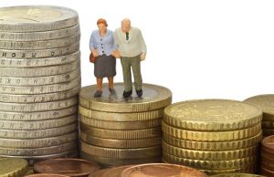 Кому повысят пенсию с 1 мая 2023 года?