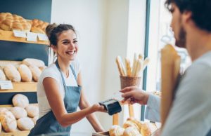 Остаются актуальны. Число подключений терминалов оплаты выросло на 80%