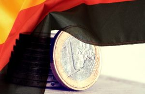 Шольц с ней. Экономист Кричевский: Германия деградирует без газа из России