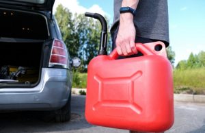 Топливо подорожает. Рекорд по бензину на бирже перепишет ценник на АЗС