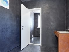 Микроцемент в отделке поверхностей: полы, стены, потолки и другие элементы интерьера