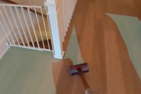 Забавное приложение для дополненной реальности поможет провести идеальную уборку