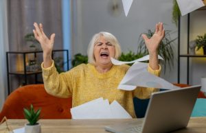 Долговая яма. Эксперты назвали способы ослабить кредитную удавку