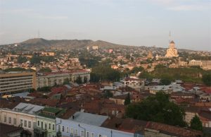 Принимают ли в Грузии российские банковские карты в 2024 году?