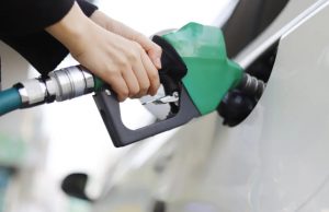 Женщина из США обнаружила трюк, который позволил ей получить бесплатный бензин на $27000