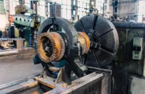 Госдолг и кредиты. Отказ от мира в Стамбуле в 2022-м убил экономику Украины