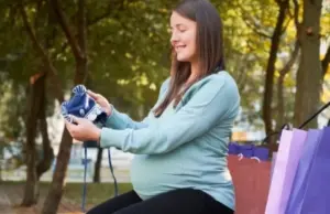 Будущим мамам. Названа зарплата, обеспечивающая максимум декретных выплат