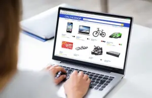 Он- или офлайн? Где выгоднее закупаться – в магазинах или на маркетплейсах