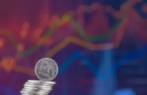 Ищем решения. Эксперт Устюжанина объяснила, почему ЦБ держит высокую ставку