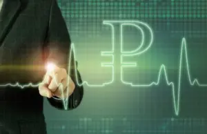 Вокруг 100. Эксперт объяснил, каким будет курс рубля до конца 2024 года