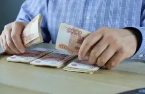 Банк вправе. Эксперт Проданова предупредила о риске заморозки денег на карте