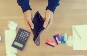 Сберечь нервы и деньги. Как выбрать надежный банк для открытия вклада