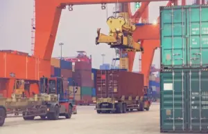 Импорт в объезд. Как ЕАЭС стал маршрутом поставок техники в Россию