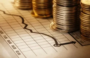 Сколько стоят доллар, евро и юань в пятницу, 26 декабря?