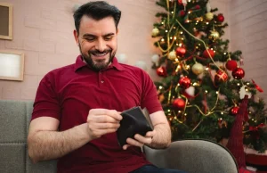 Без эмоций. Экономист Перепелкин раскрыл, как не тратить лишнего в праздник