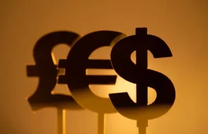 Сколько стоят доллар, евро и юань 21, 22, 23 и 24 февраля?