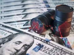 С поправкой на нефть. Эксперт Силаев назвал курс доллара к концу года