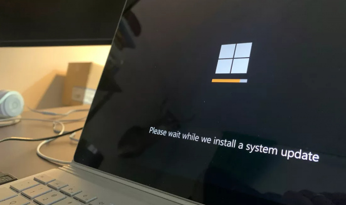 Фейковый экран обновления Windows — настоящий подарок для офисных прокрастинаторов 